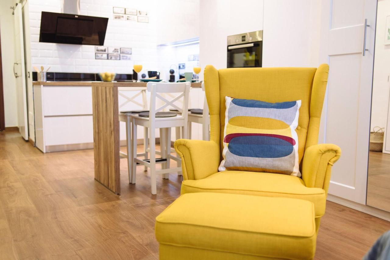 Blonski-Yellow Málaga Dış mekan fotoğraf